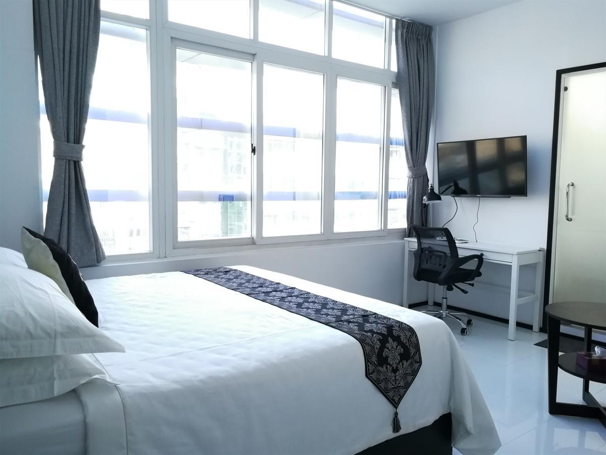 Yama Hotel & Rooftop Bar Yangon Luaran gambar